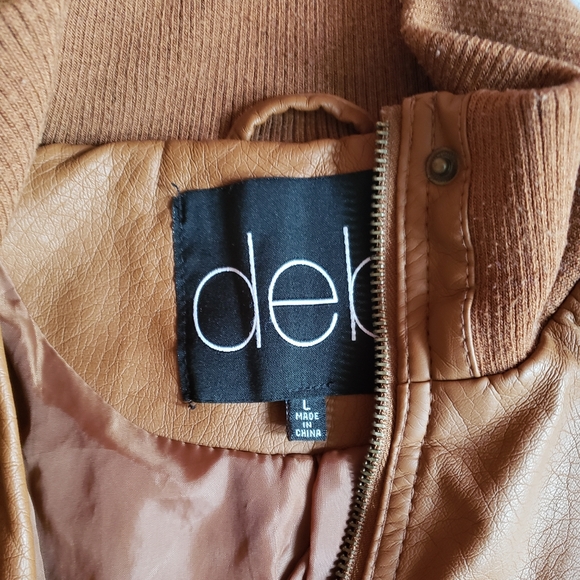 Jacket - Picture 3 of 6